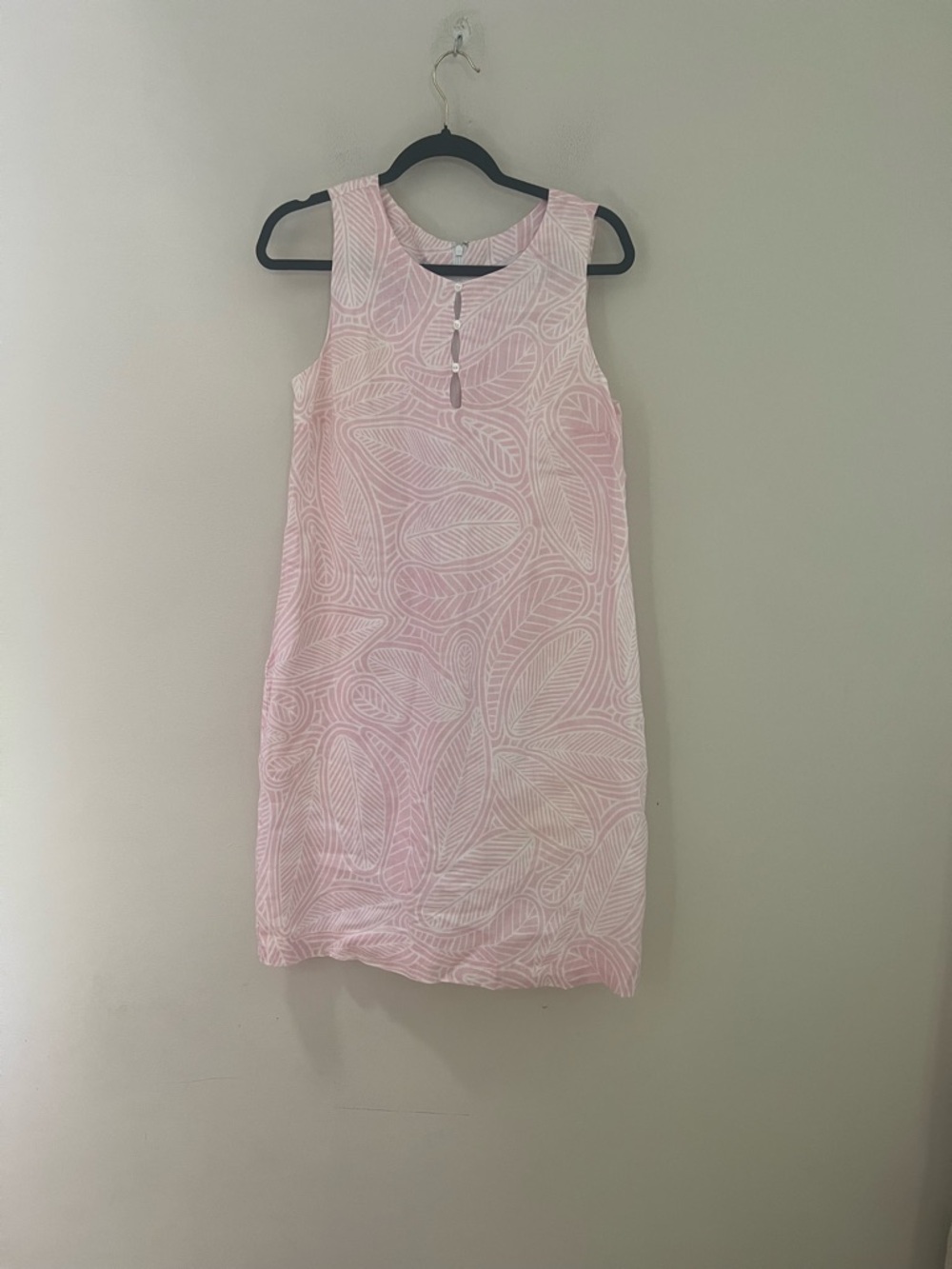 Island Company Pink and White linen Leaf-Print Sleeveless Shift Dress